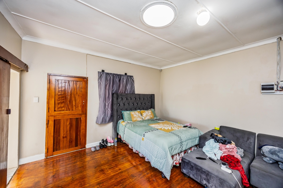 7 Bedroom Property for Sale in Greenfields Eastern Cape